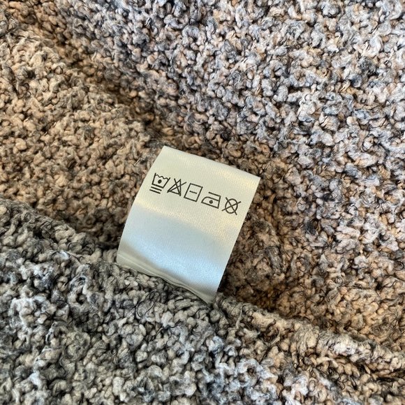 Kismet Shawnee Fluffy Cardigan | size M - Picture 6 of 6